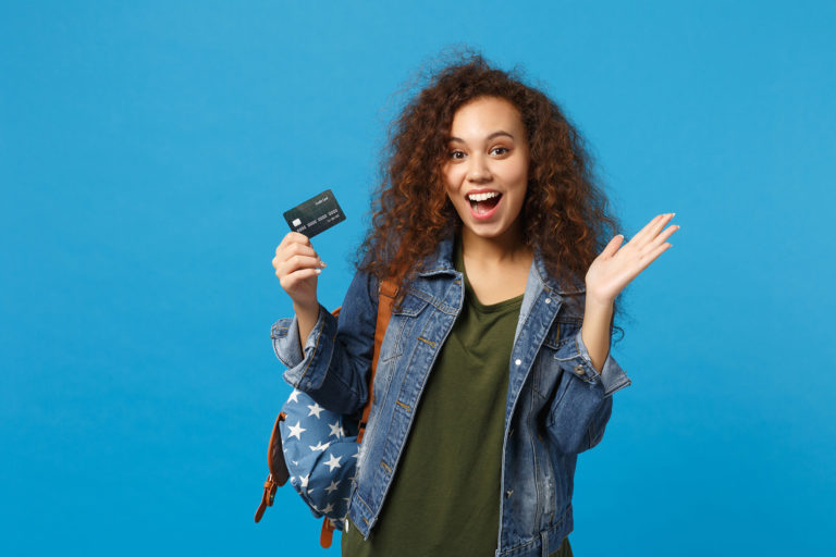 4 Mistakes to Avoid When Getting Your First Credit Card
